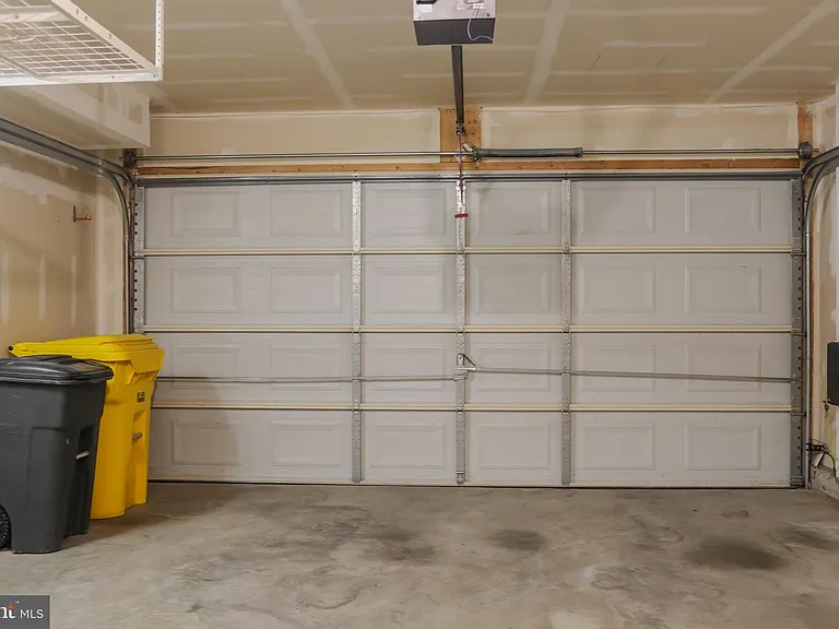 726 Millhouse Dr — Photo 16