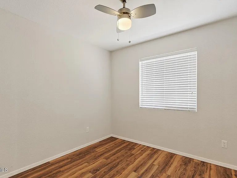 1948 E Carla Vista Dr — Photo 16