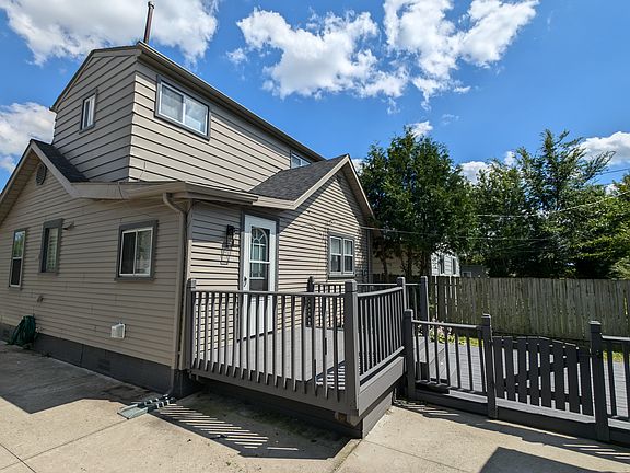 3rd image of 26537 Hampden St