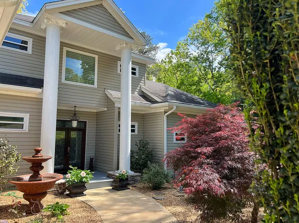 1665 Minnie Knight Rd, Titus, AL 36080