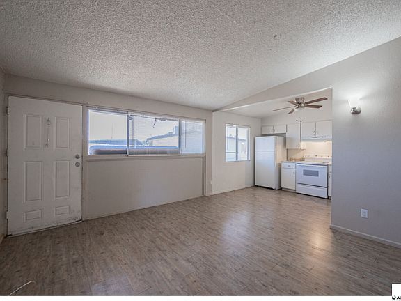 4th image of 2123 W Devonshire Ave #13