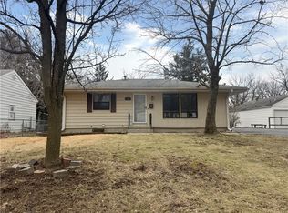 56 Southwood Dr, Decatur, IL 62521