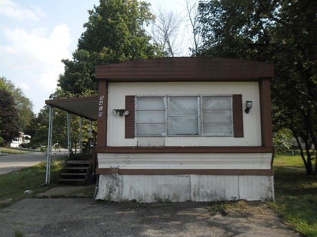 1st image of 5410 S Deadwood Dr