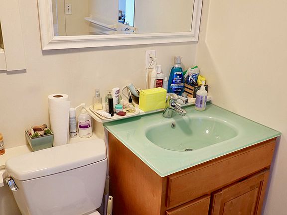 4th image of 1264A 35th Ave