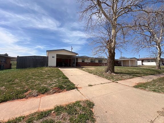 2nd image of 305 Mohawk Trl