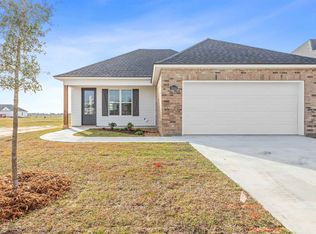 3044 Southern Trace Dr, Lake Charles, LA 70607