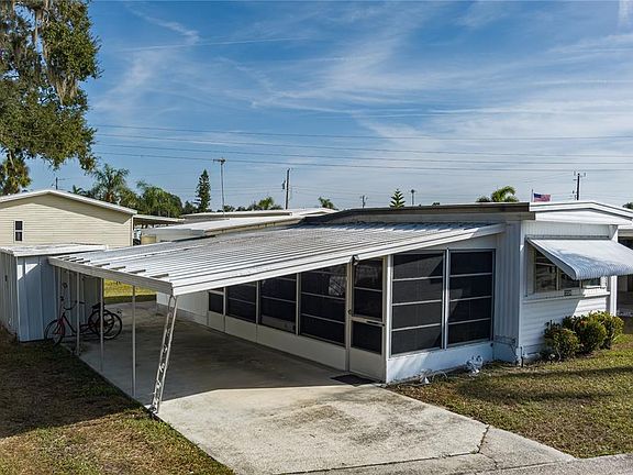 3rd image of 3326 Bernadette Dr