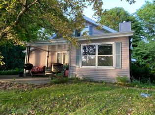 N6981 River Dr, Shawano, WI 54166