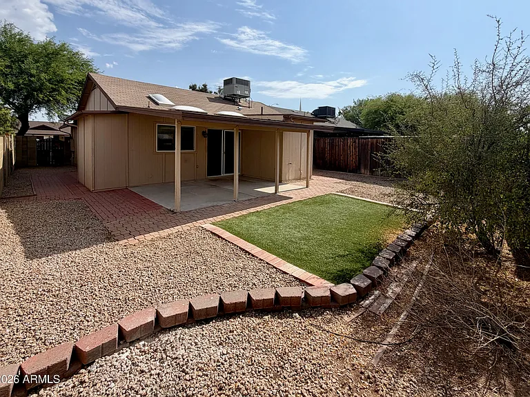 3005 W Ross Ave — Photo 15
