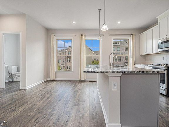 5th image of 3497 Hidden Valley Cir