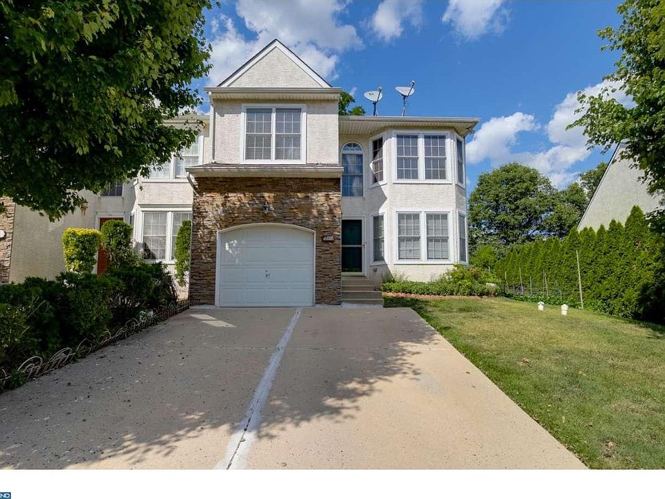 1st image of 109 Marielle Ln
