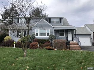 11 Gertrude Ave #1, Rochelle Park, NJ 07662