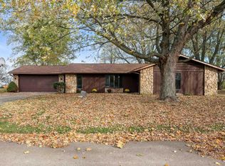 7204 S Laurel Ln, Muncie, IN 47302