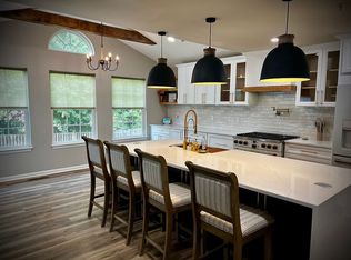 9074 Hanley Ct, Waldorf, MD 20603