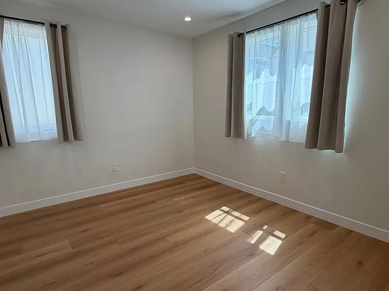 1045 Sonora Ave — Photo 14
