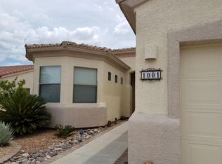 1001 W Belltower Dr, Green Valley, AZ 85614
