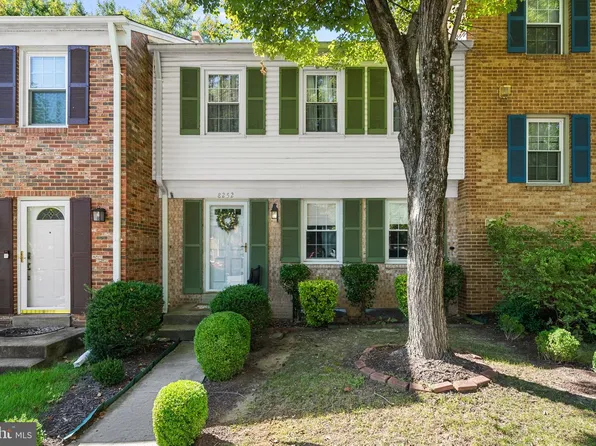 8252 Getty Ct, Springfield, VA 22153