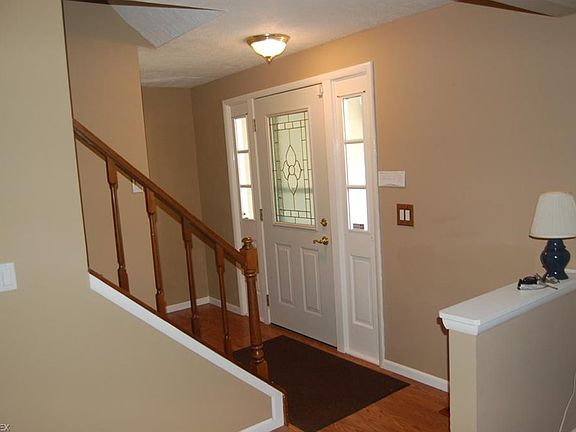 4th image of 6803 Glencairn Ct