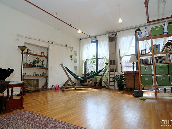2nd image of 261 Lexington Ave APT A1