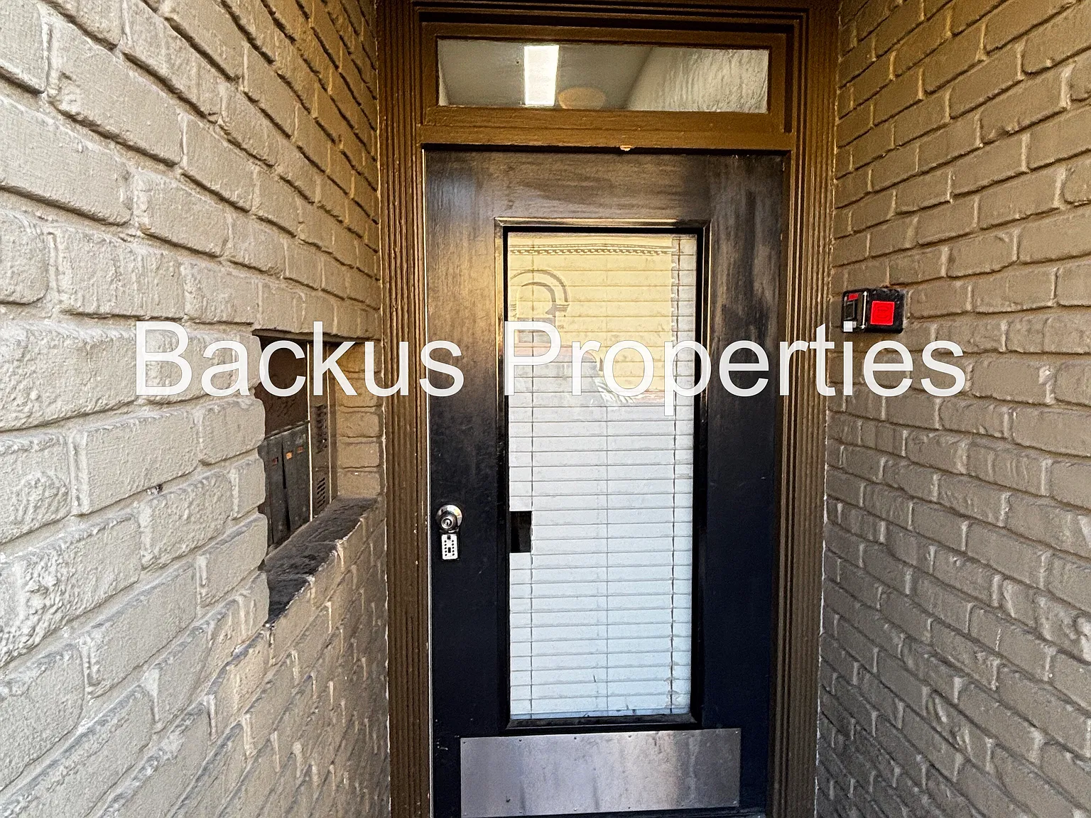 1 bed, 650 sqft, $1,950 — Photo 2