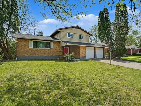 4718 Belcourt Dr, Dayton, OH 45417