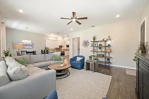 1195 Lake City Ave — Photo 5
