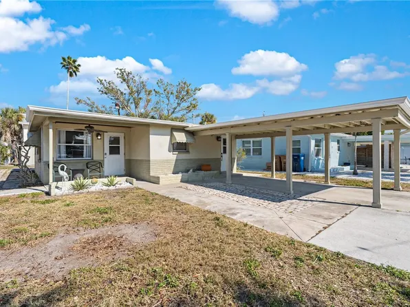13313 2nd St E, Madeira Beach, FL 33708