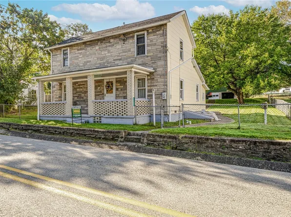 1062 Labelle Rd, La Belle, PA 15450