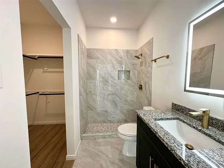 11555 Persimmon St — Photo 14
