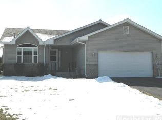 1783 Beebe Rd N, Maplewood, MN 55109