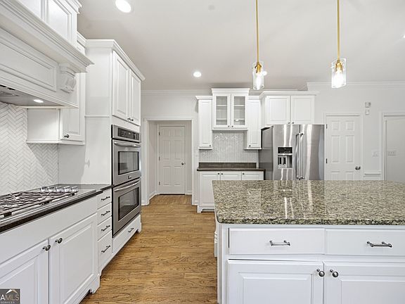 2nd image of 1440 Shade Tree Way