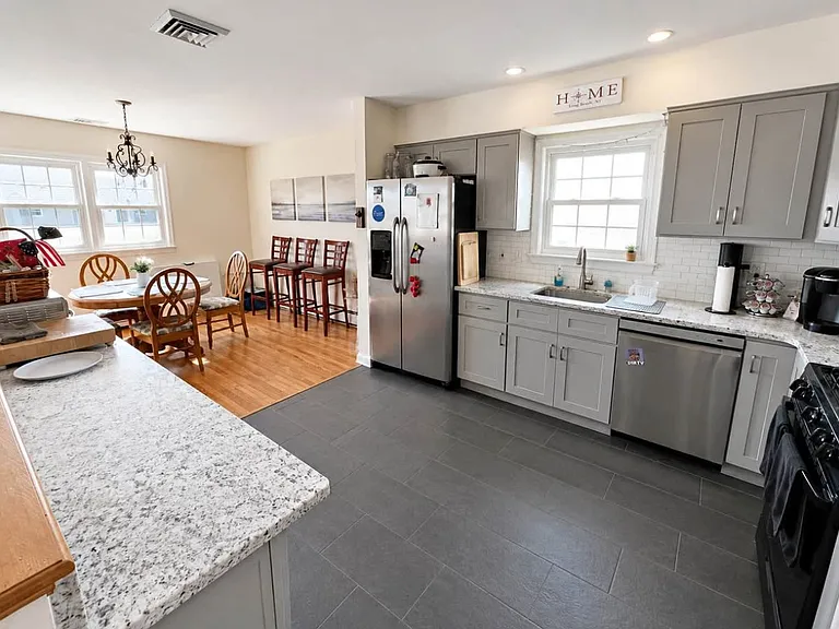 714 W Park Ave #2 — Photo 1
