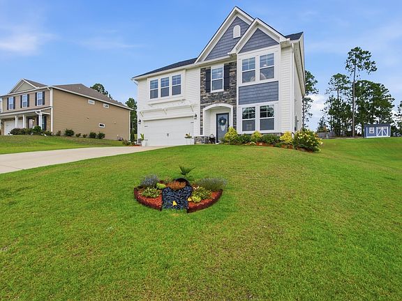 3rd image of 515 Sasanqua Ln