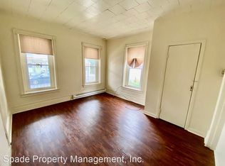 704 S 5th St #1, Allentown, PA 18103