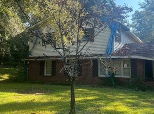 844 Central Plank Rd #R, Wetumpka, AL 36092