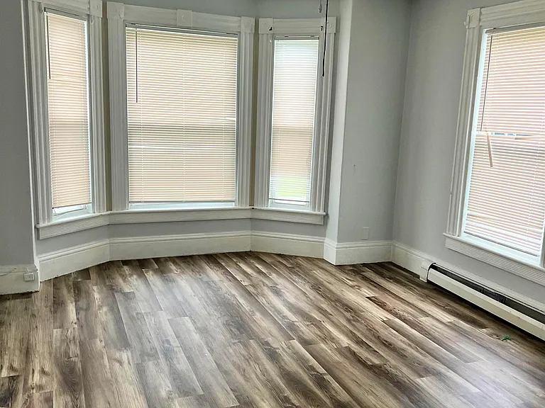 65 Bosworth St #1 — Photo 3