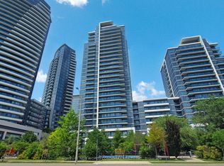 7165 Yonge St #1906, Markham, ON L3T 0C9