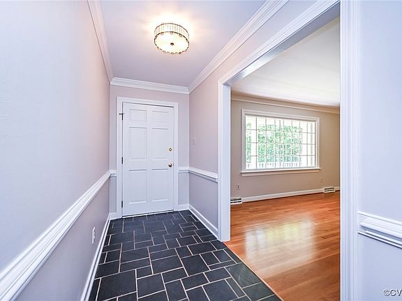 5th image of 8048 Beattiemill Dr