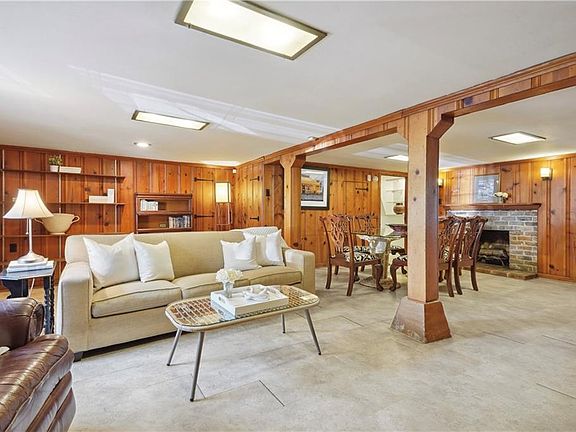 4th image of 7900 Willow St #7900