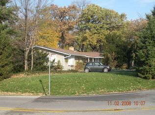 1000 Jonquil Ave, Lisle, IL 60532