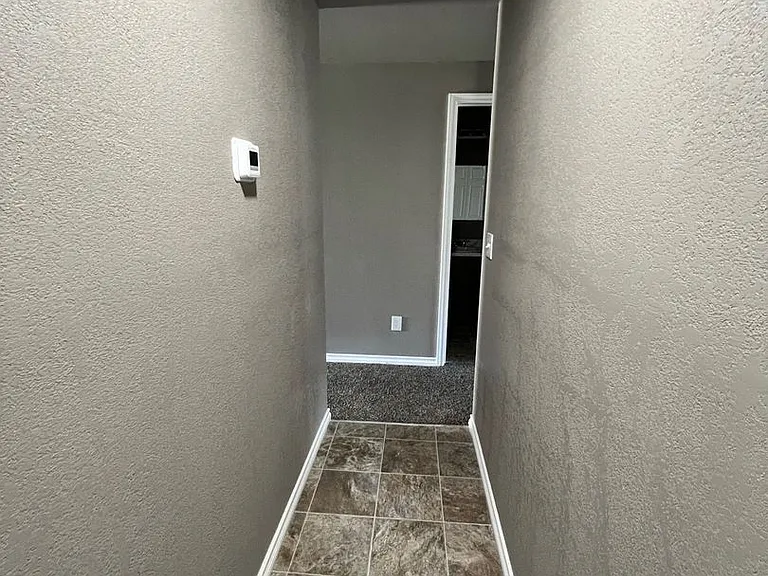 1218 S 41st Ave — Photo 11