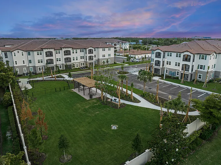 Revello Apartments — Photo 126