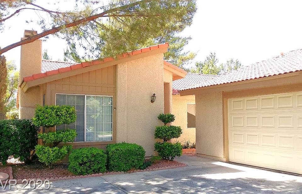 1st image of 3631 Edinburgh Dr