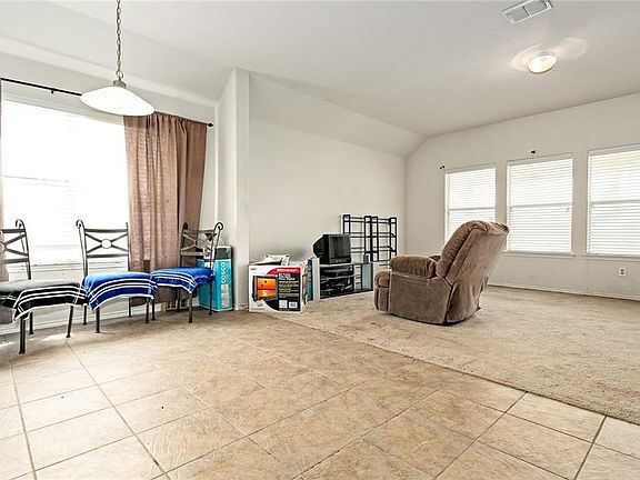 2nd image of 120 Cliffbrook Dr