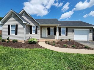 502 3rd St, Grottoes, VA 24441