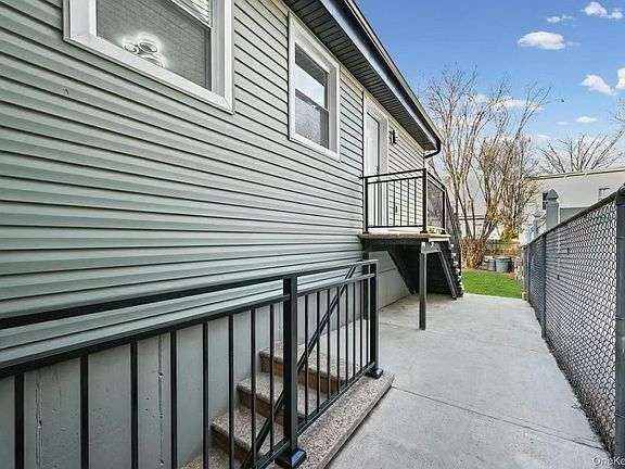 2nd image of 1814 120th Street
