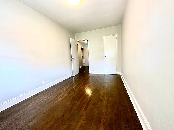 5th image of 25-26 48th St #2