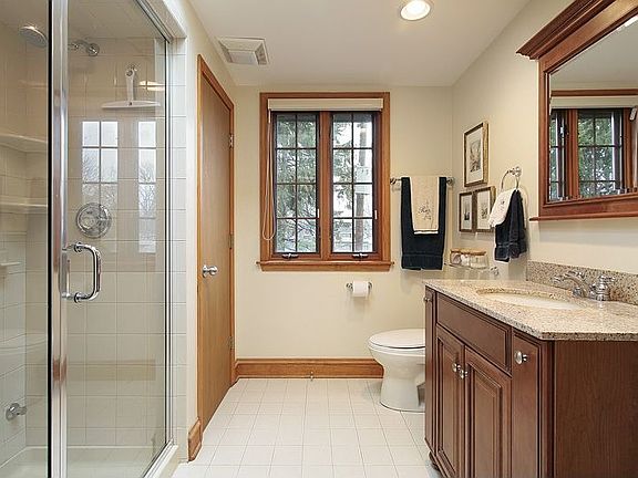 Master Bath with Granite