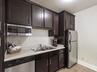 Cambridge Manor, Milwaukee, WI 53202