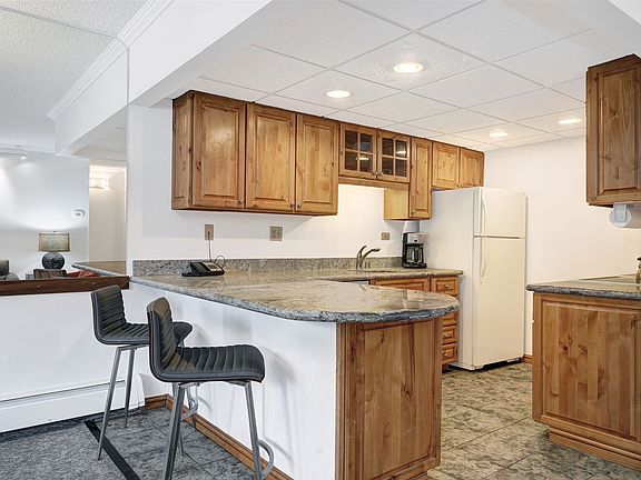 4th image of 631 Village Rd #31460